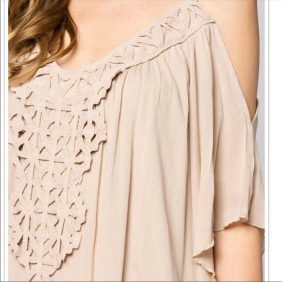 Boho Belle California Dream'n Cold Shoulders Dress - Picture 2 of 4